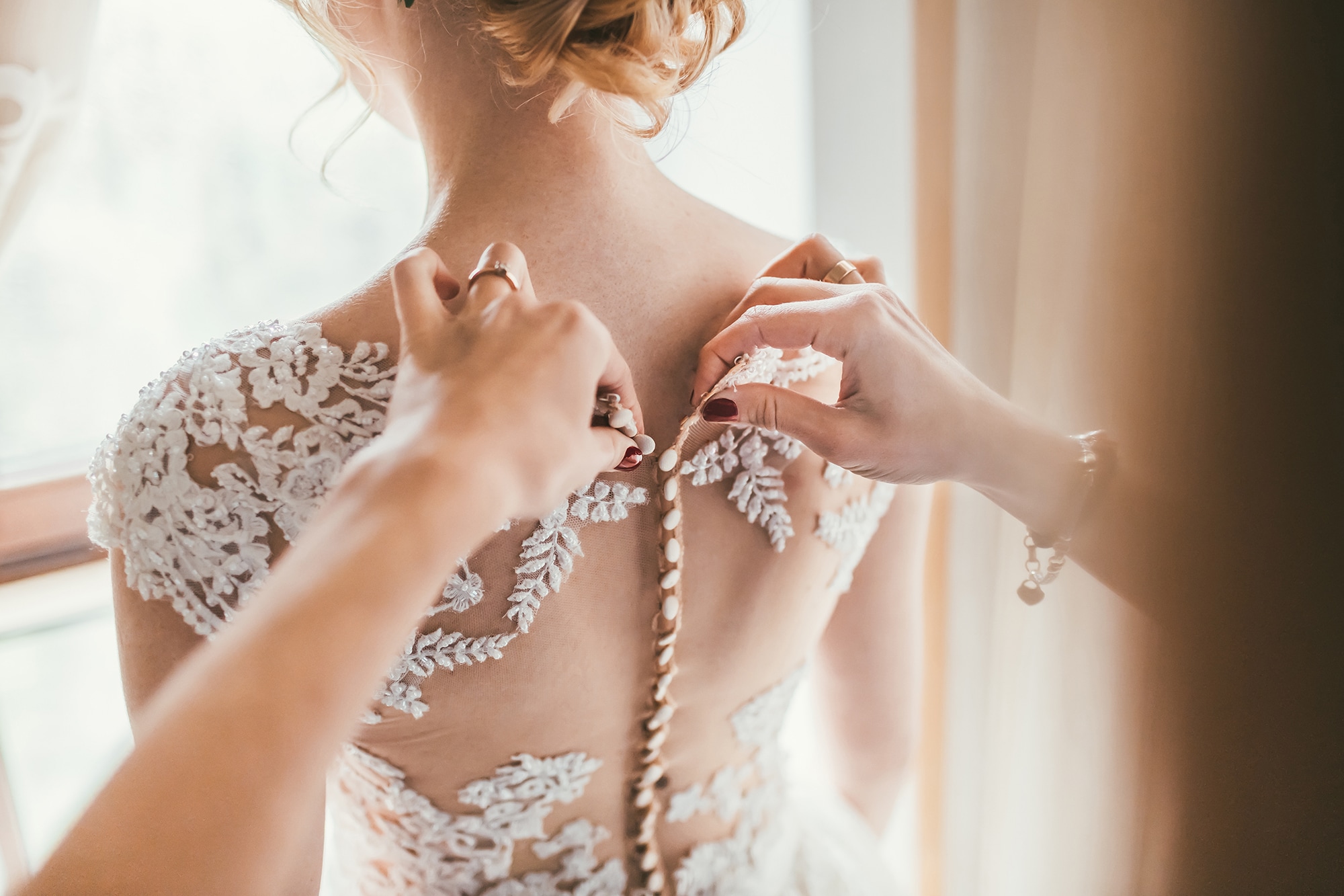 lpcan-dedicated-wedding-specialist.jpg