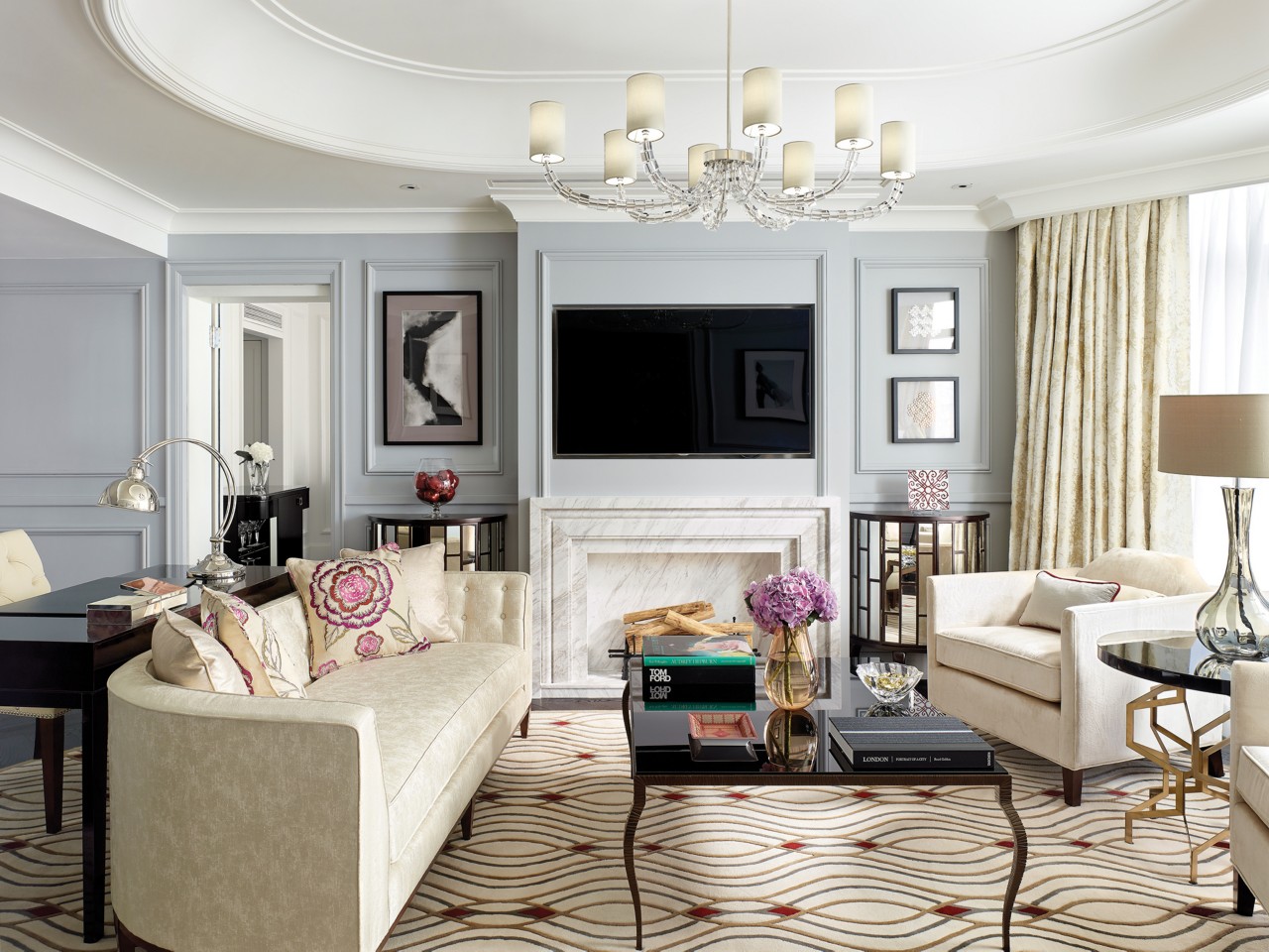 The Langham Hong Kong Suite
